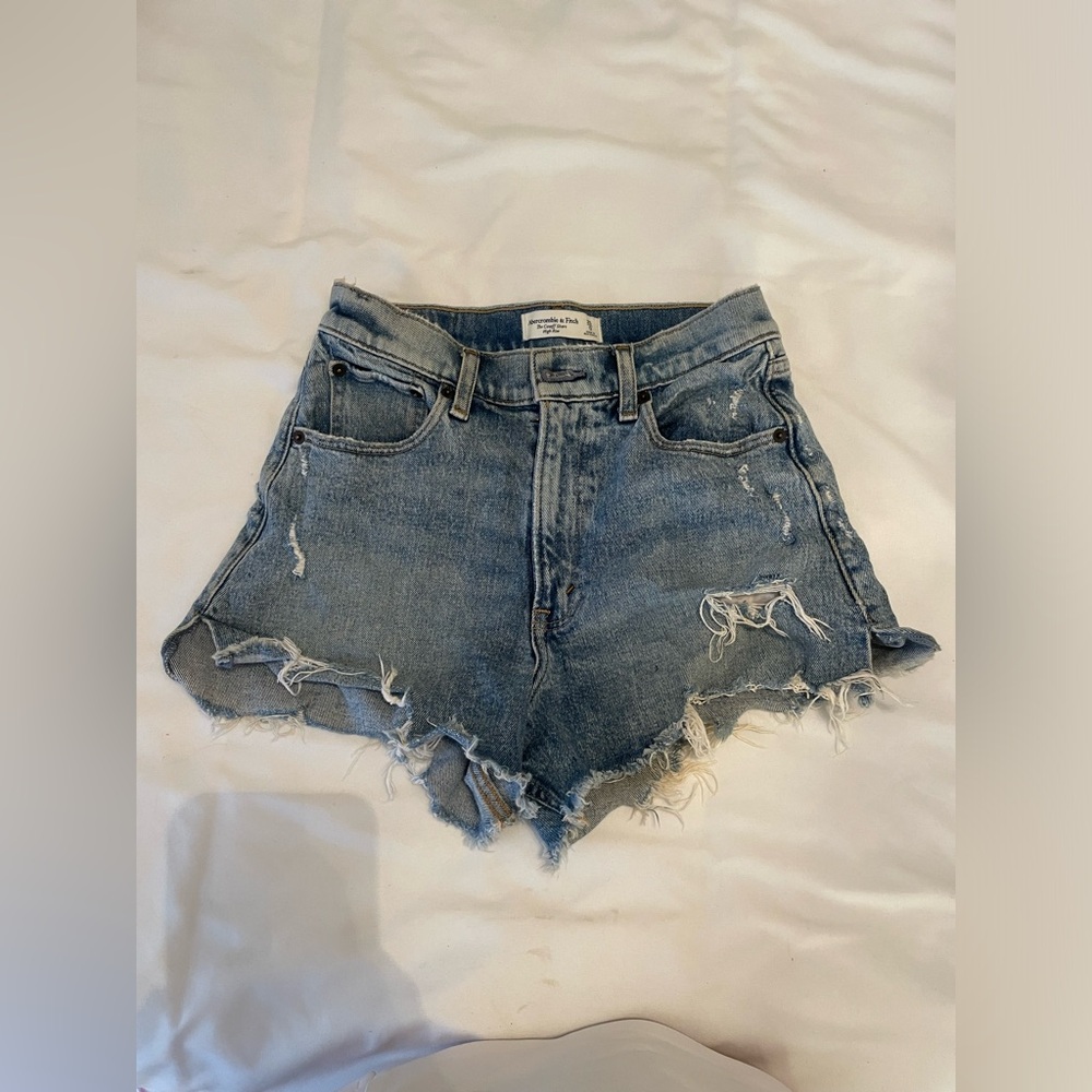 Abercrombie & Fitch high rise shorts